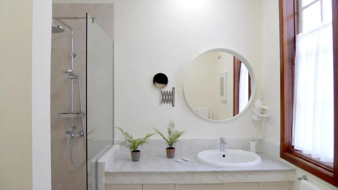 Nava Suites La Laguna  Hotel La Laguna (Tenerife)